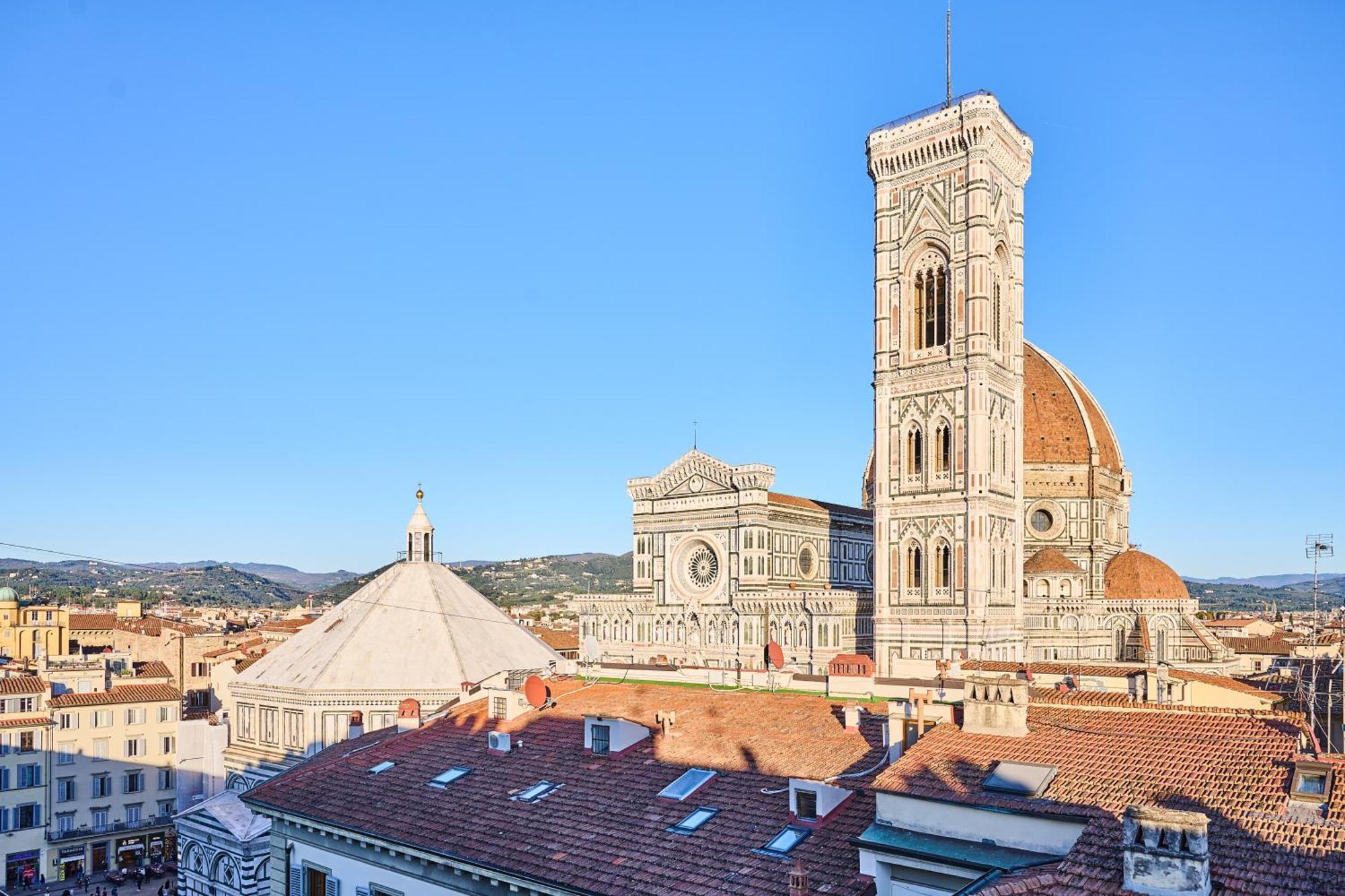 Duomo Luxury Firenze Bagian luar foto