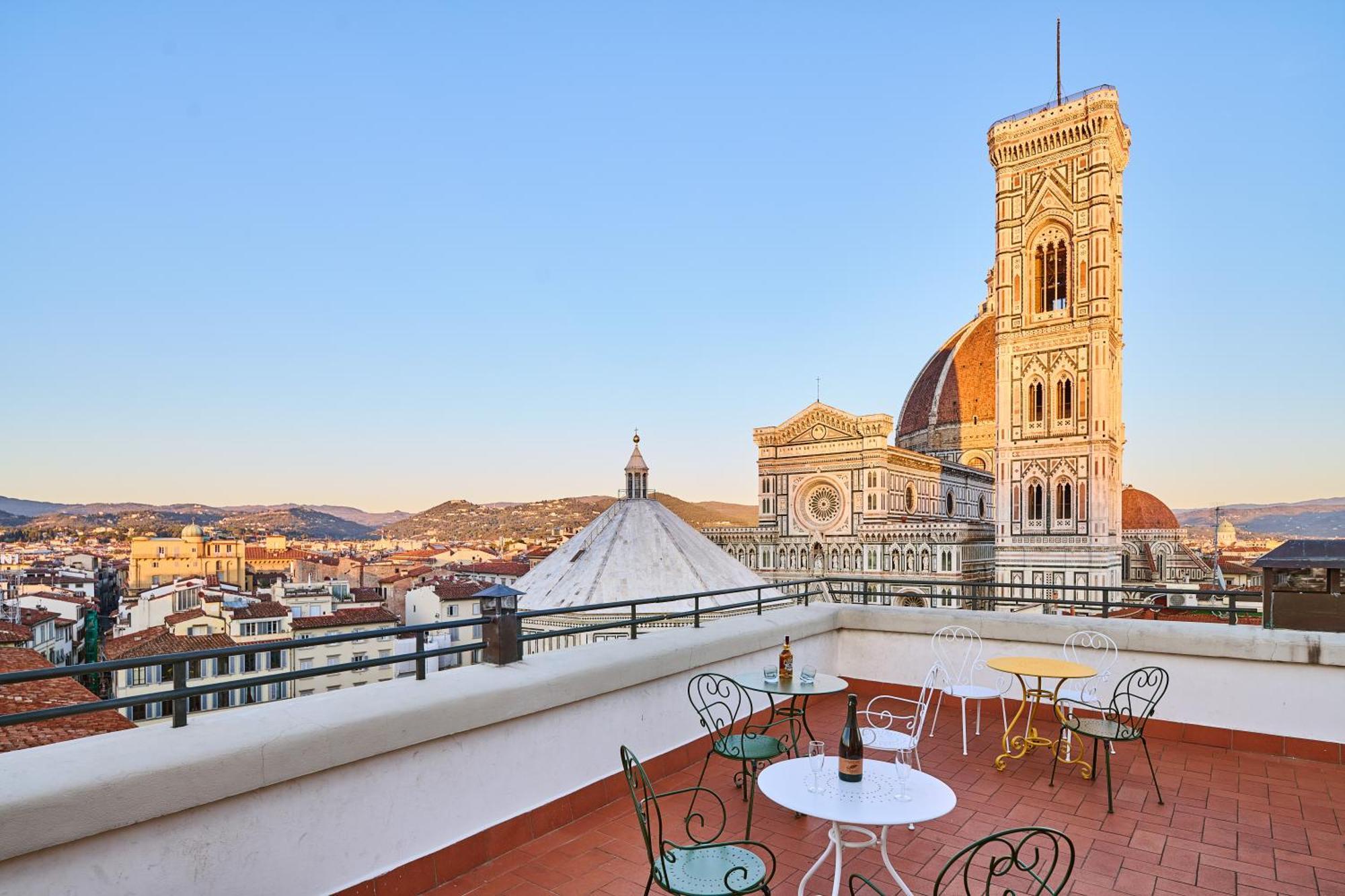 Duomo Luxury Firenze Bagian luar foto