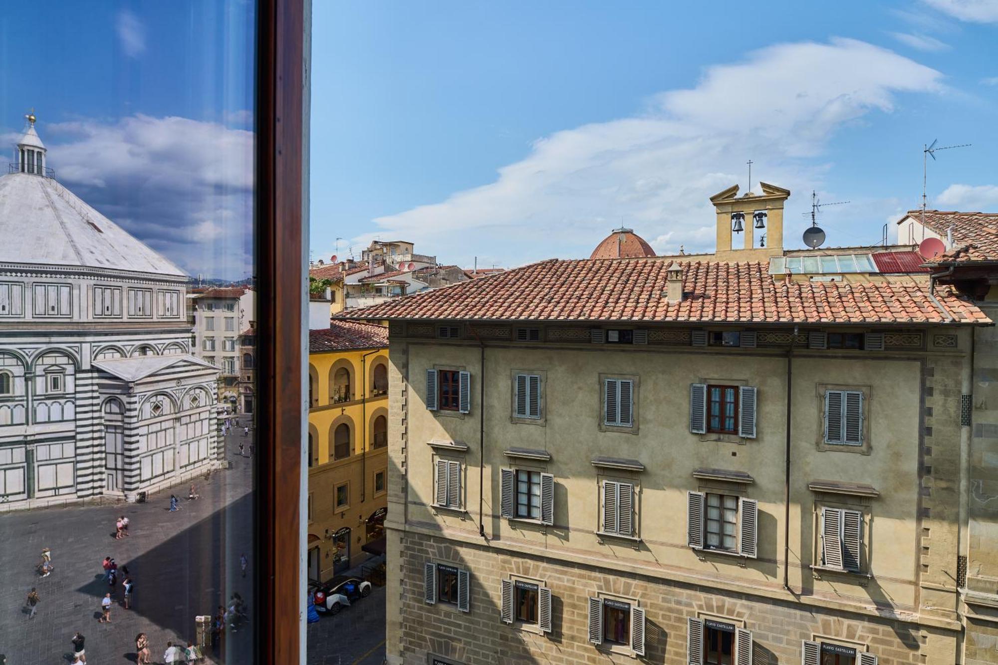 Duomo Luxury Firenze Bagian luar foto